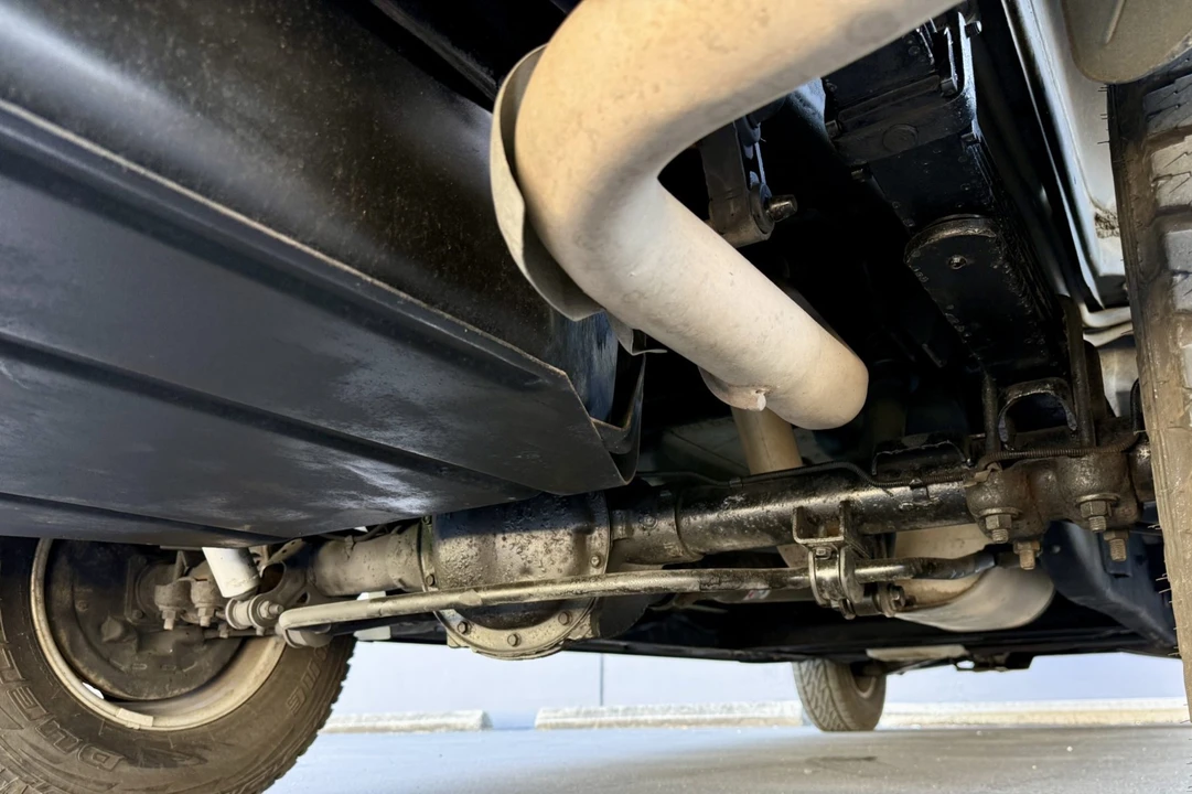 1997 Chevrolet Suburban 8th Gen - Image 7 of 7