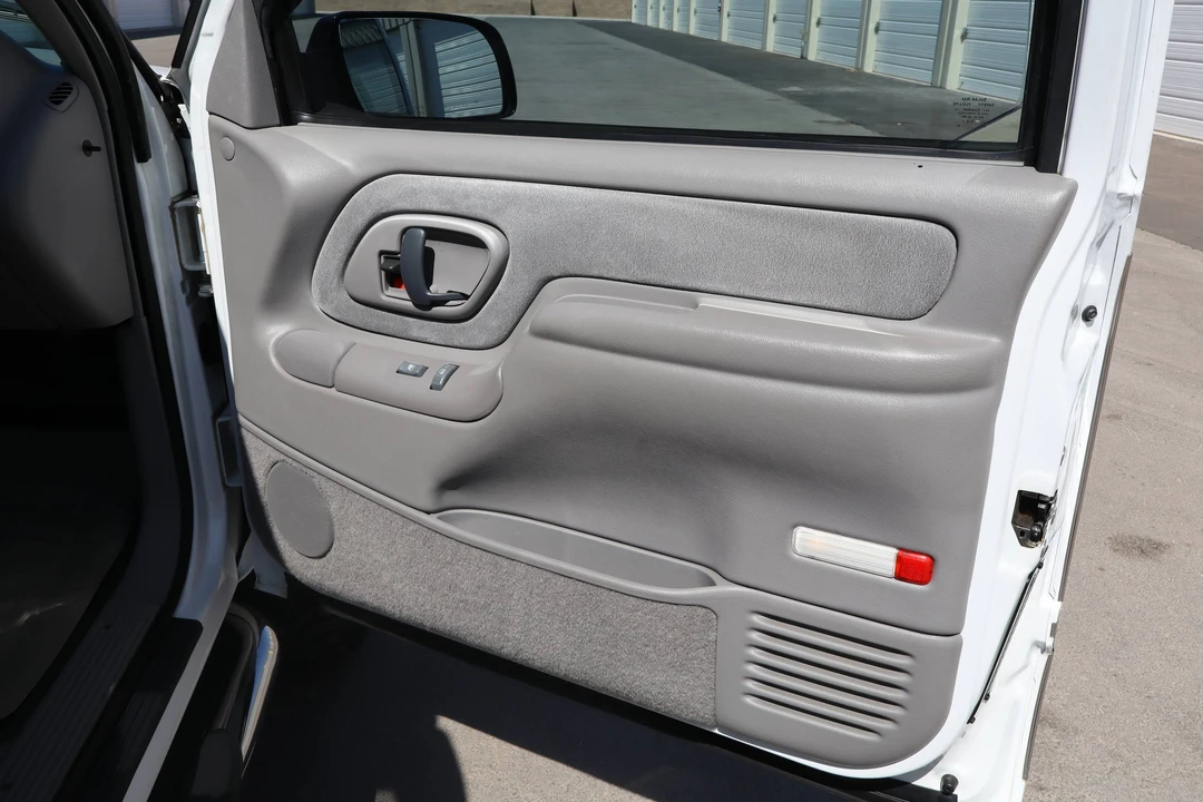 1997 Chevrolet C/K 4th Gen - Image 26 of 31