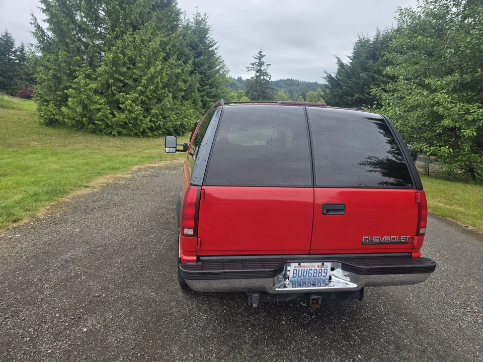 1997 Chevrolet Suburban 8th Gen - Image 11 of 31