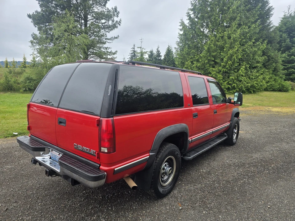 1997 Chevrolet Suburban 8th Gen - Image 14 of 31