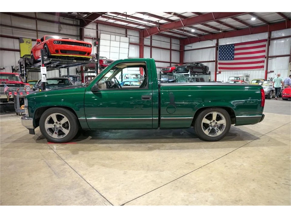 1997 Chevrolet C/K 4th Gen - Image 4 of 31
