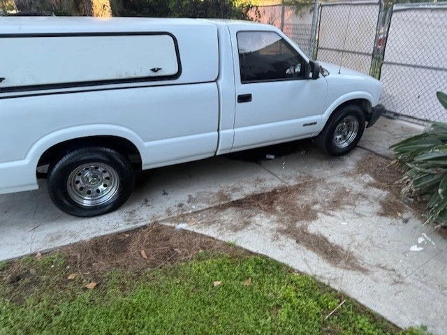 1997 Chevrolet S-10 - Image 2 of 7
