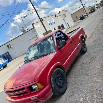 1997 Chevrolet S-10 LS Pickup 2D 6 ft