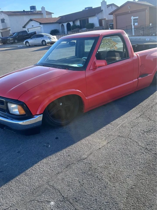 1997 Chevrolet S-10 - Image 5 of 14
