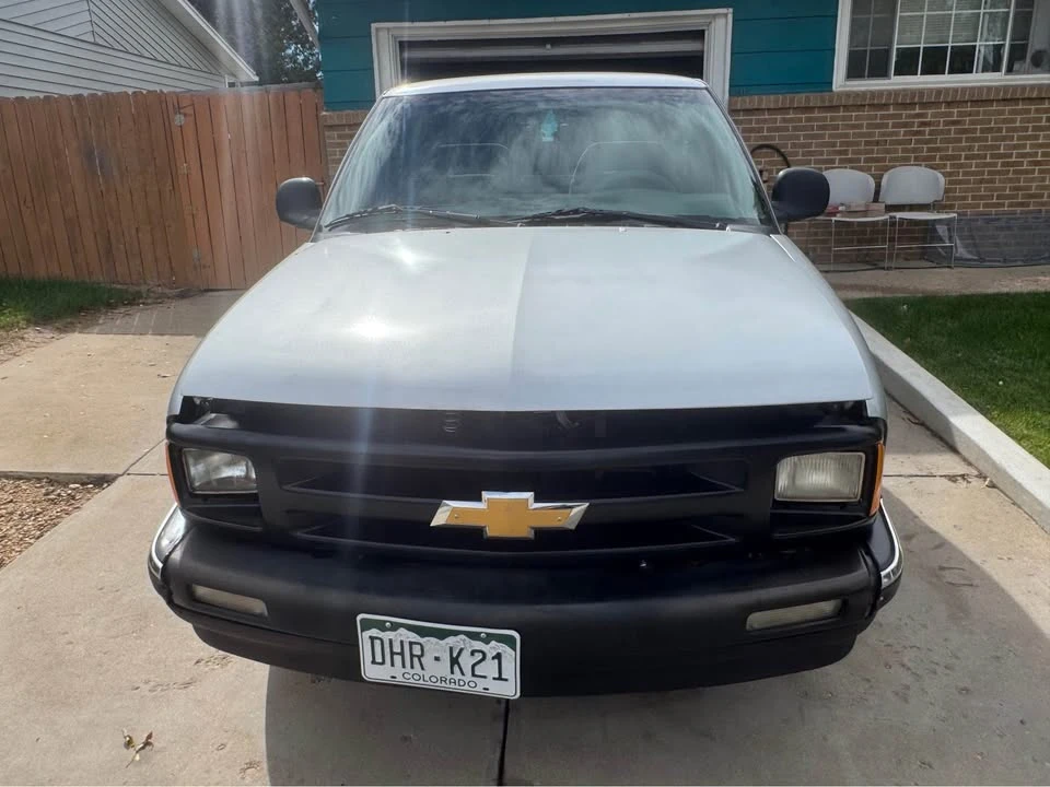 1997 Chevrolet S-10 - Image 2 of 10