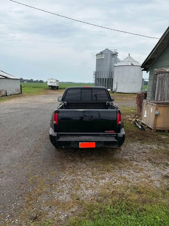 1997 Chevrolet S-10 - Image 3 of 4