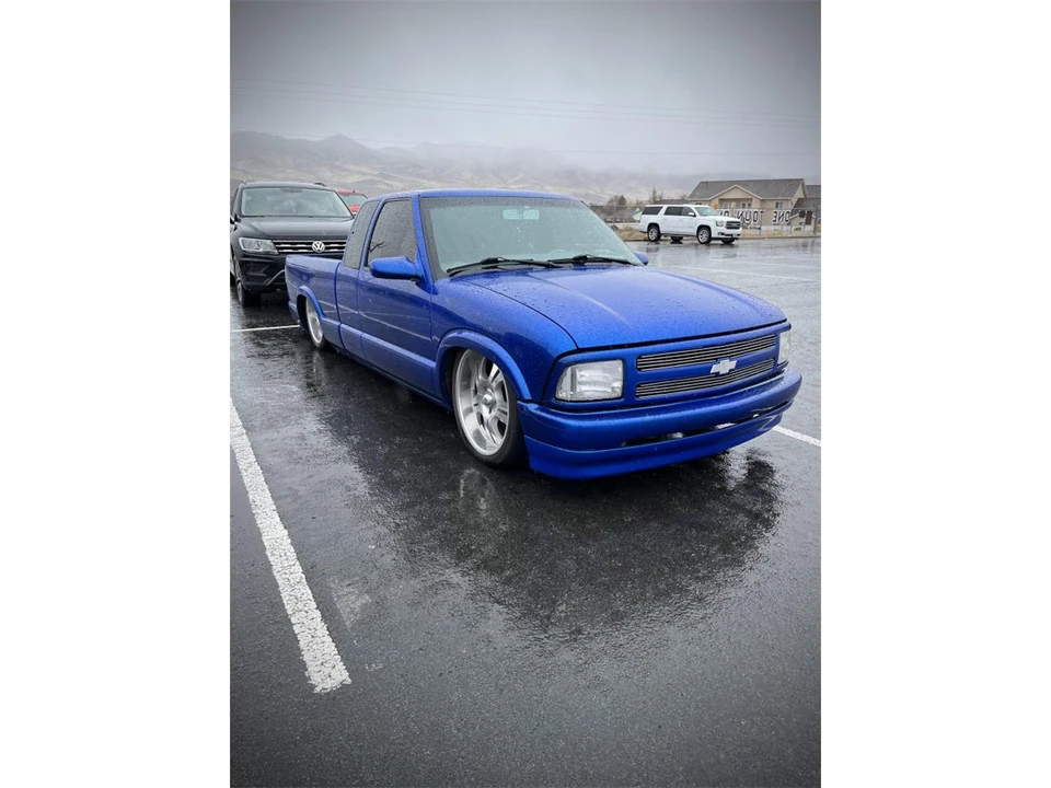 1997 Chevrolet S-10 - Image 12 of 13