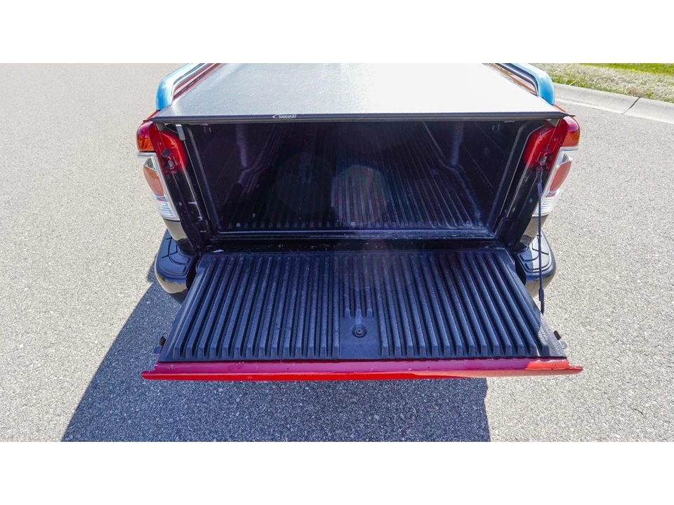 1997 Chevrolet S-10 - Image 16 of 31