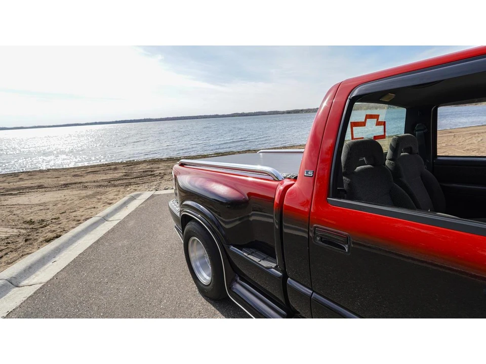1997 Chevrolet S-10 - Image 14 of 31