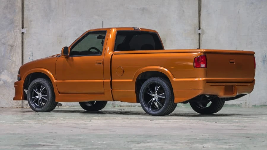 1997 Chevrolet S-10 - Image 3 of 12