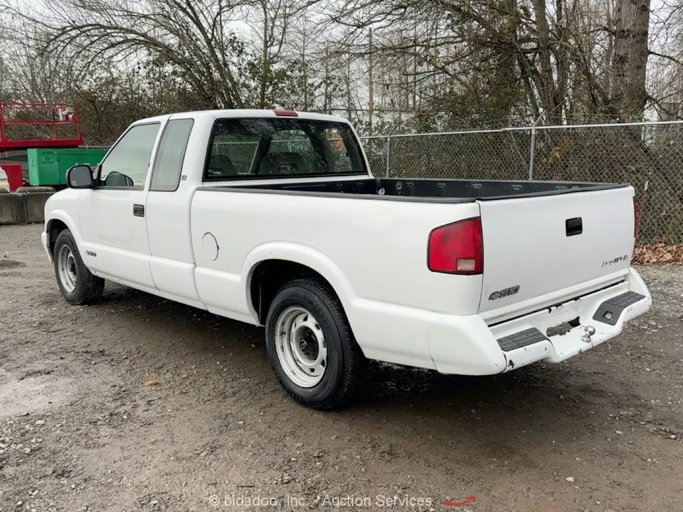 1997 Chevrolet S-10 - Image 3 of 12