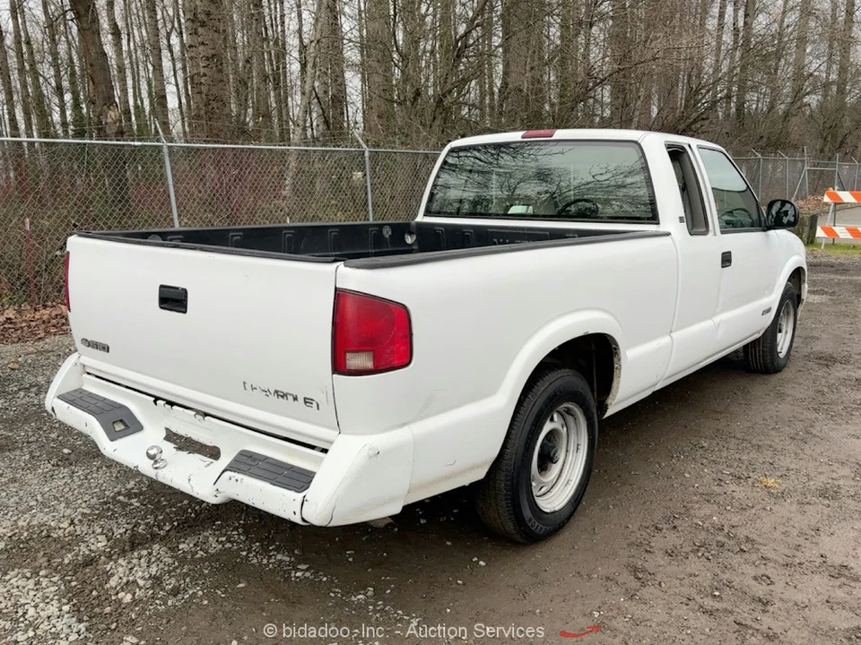 1997 Chevrolet S-10 - Image 4 of 12