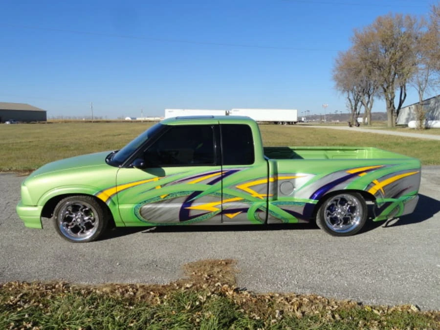 1997 Chevrolet S-10 - Image 2 of 4