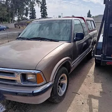 1997 Chevrolet S10 Extended Cab Pickup