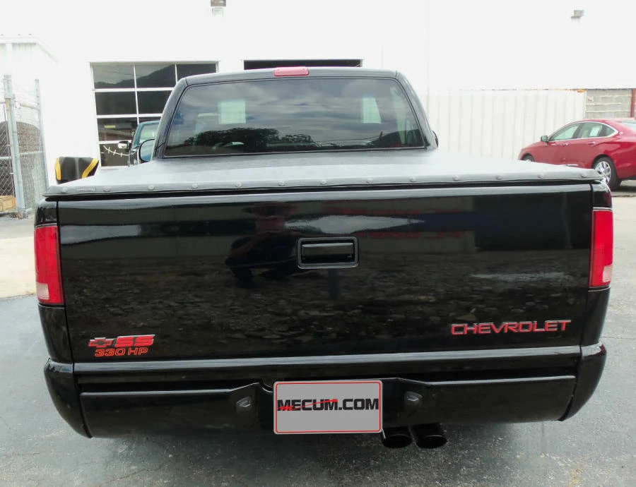 1997 Chevrolet S-10 - Image 2 of 9