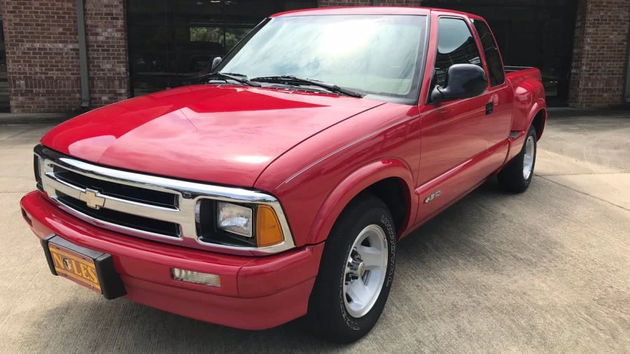 1997 Chevrolet S-10 - Image 14 of 19
