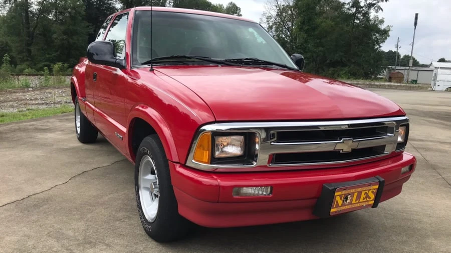 1997 Chevrolet S-10 - Image 18 of 19