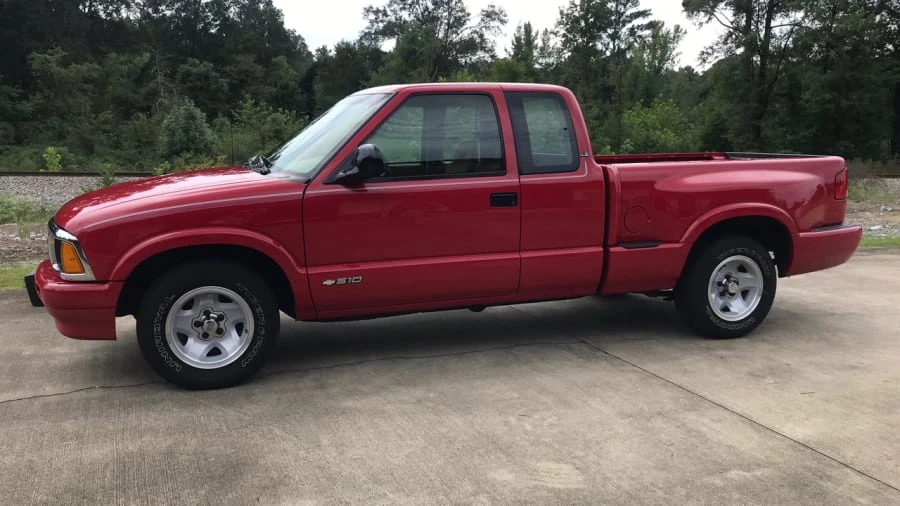 1997 Chevrolet S-10 - Image 2 of 19