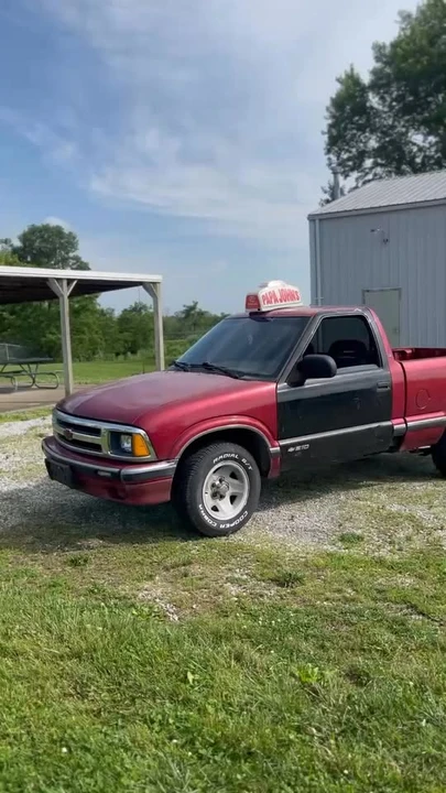 1997 Chevrolet S-10 - Image 3 of 3