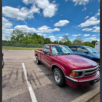 1997 Chevrolet S10 Regular Cab LS