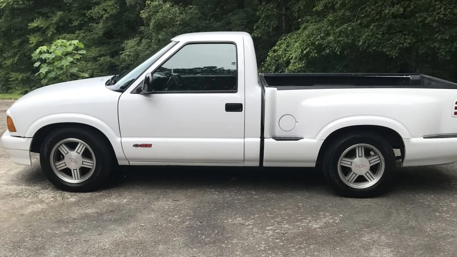 1997 Chevrolet S-10 - Image 9 of 10