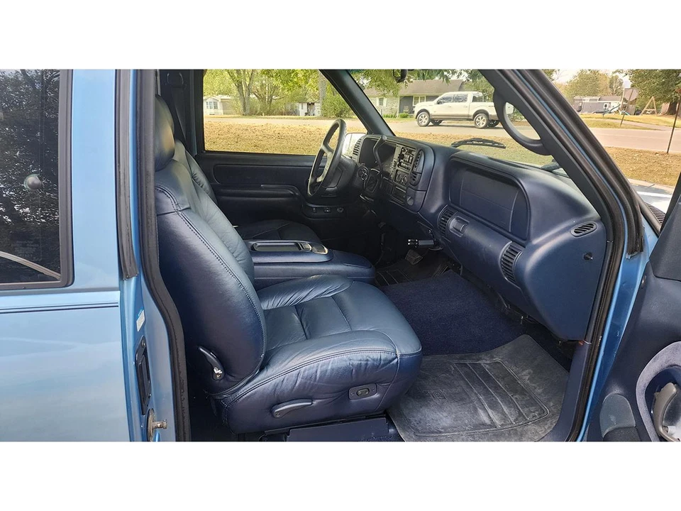 1997 Chevrolet C/K 4th Gen - Image 5 of 11