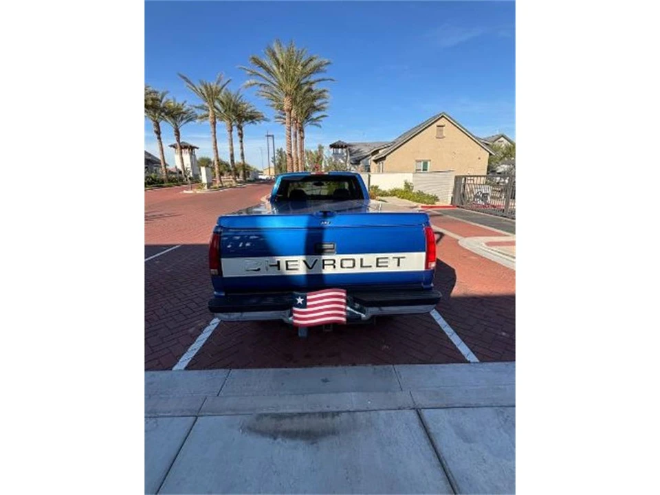 1997 Chevrolet Silverado - Image 9 of 12