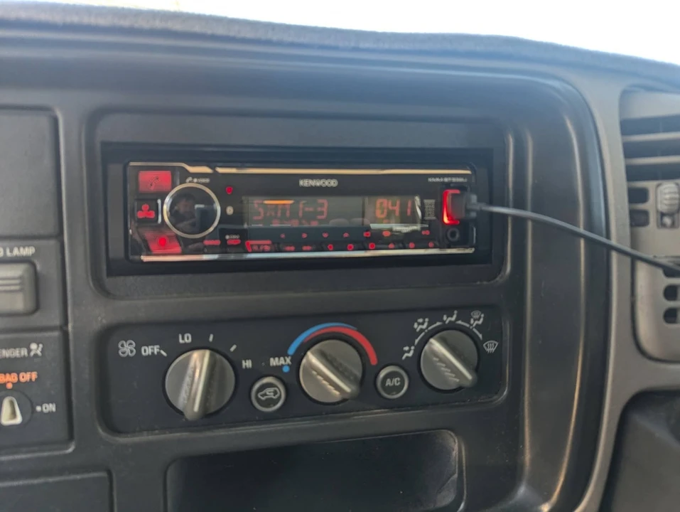 1997 Chevrolet Silverado 1st Gen - Image 8 of 16
