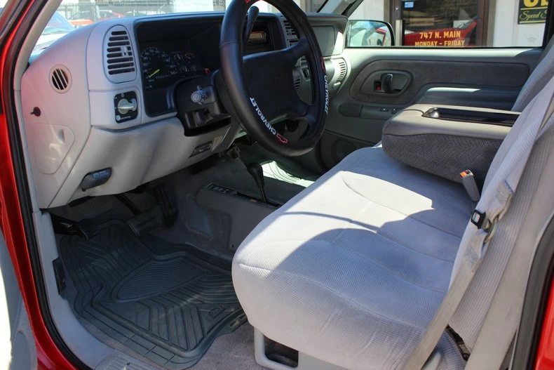 1997 Chevrolet C/K 4th Gen - Image 26 of 31