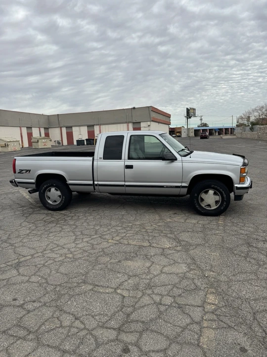 1997 Chevrolet Silverado 1st Gen - Image 7 of 20