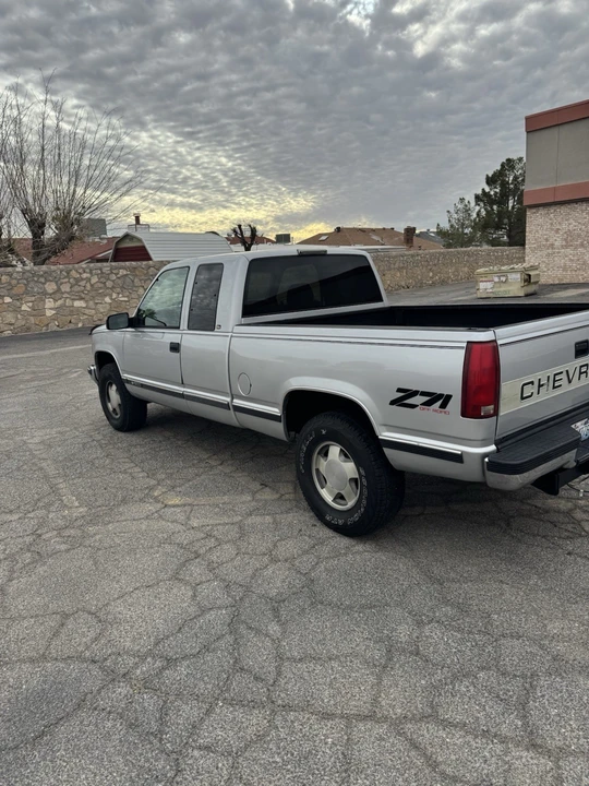 1997 Chevrolet Silverado 1st Gen - Image 4 of 20
