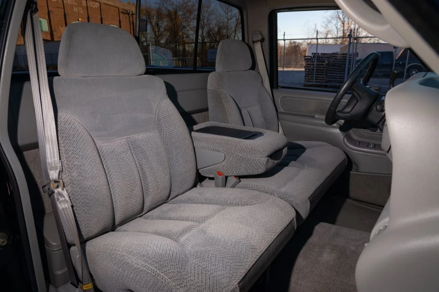 1997 Chevrolet Silverado - Image 20 of 30