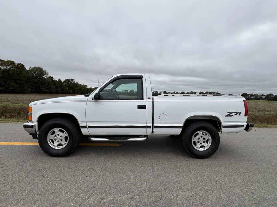 1997 Chevrolet C/K 4th Gen - Image 2 of 12