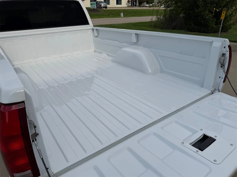 1997 Chevrolet Silverado - Image 15 of 31