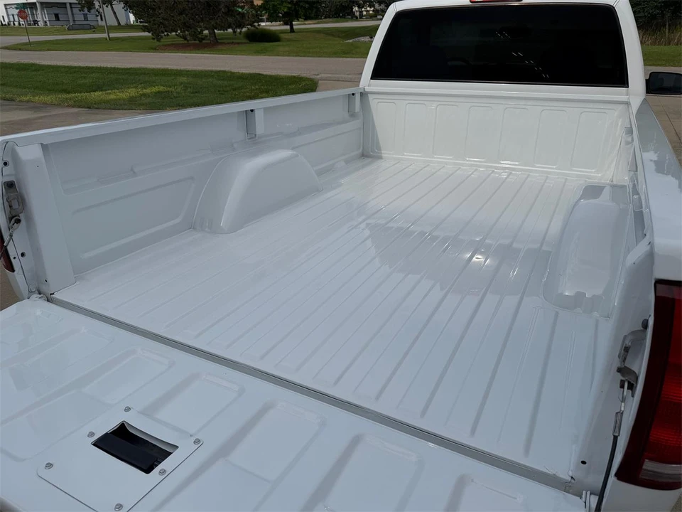 1997 Chevrolet Silverado - Image 16 of 31