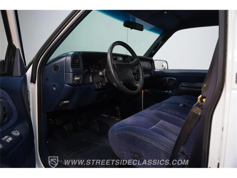 1997 Chevrolet C/K 4th Gen - Image 2 of 31