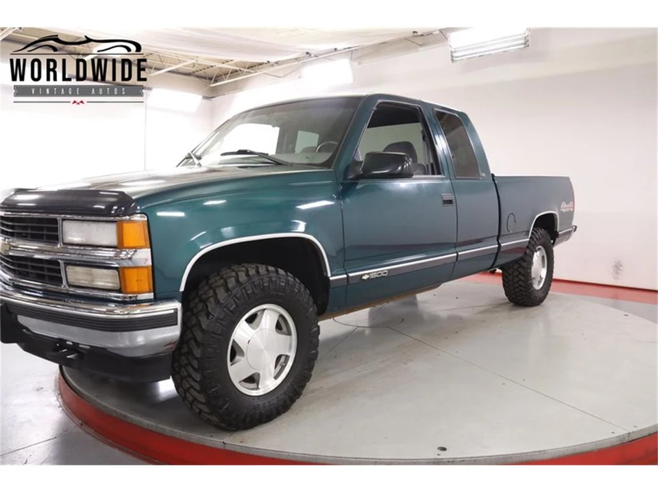 1997 Chevrolet Silverado - Image 13 of 31