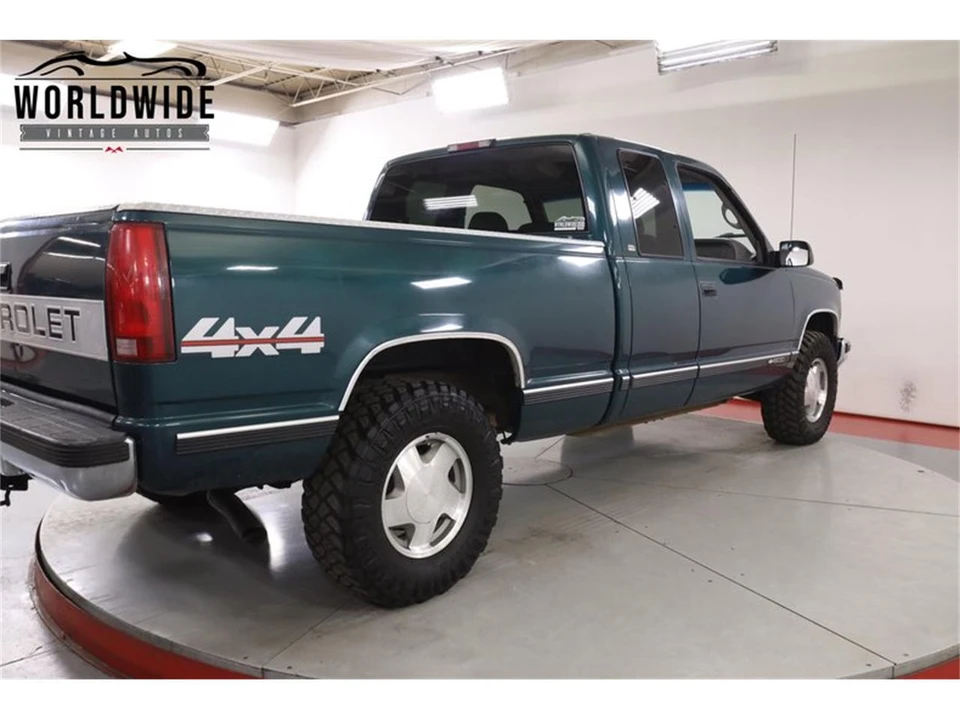 1997 Chevrolet Silverado - Image 22 of 31