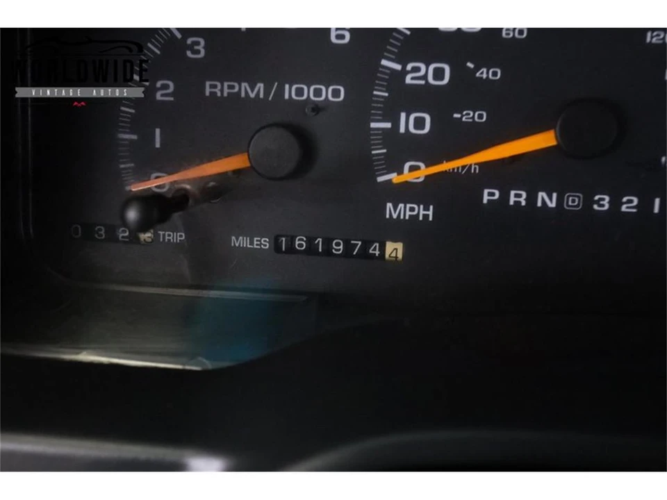 1997 Chevrolet Silverado - Image 29 of 31