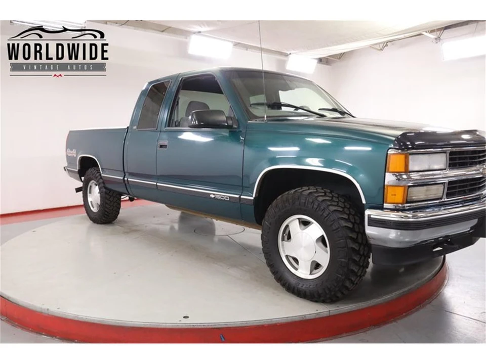 1997 Chevrolet Silverado - Image 14 of 31
