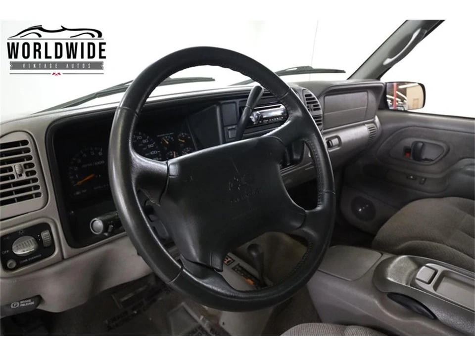 1997 Chevrolet Silverado - Image 27 of 31