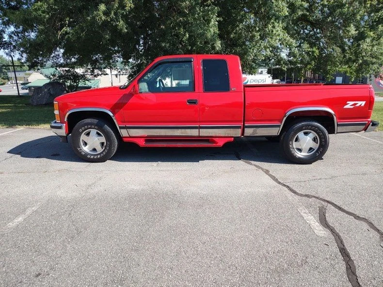 1997 Chevrolet Silverado - Image 6 of 17