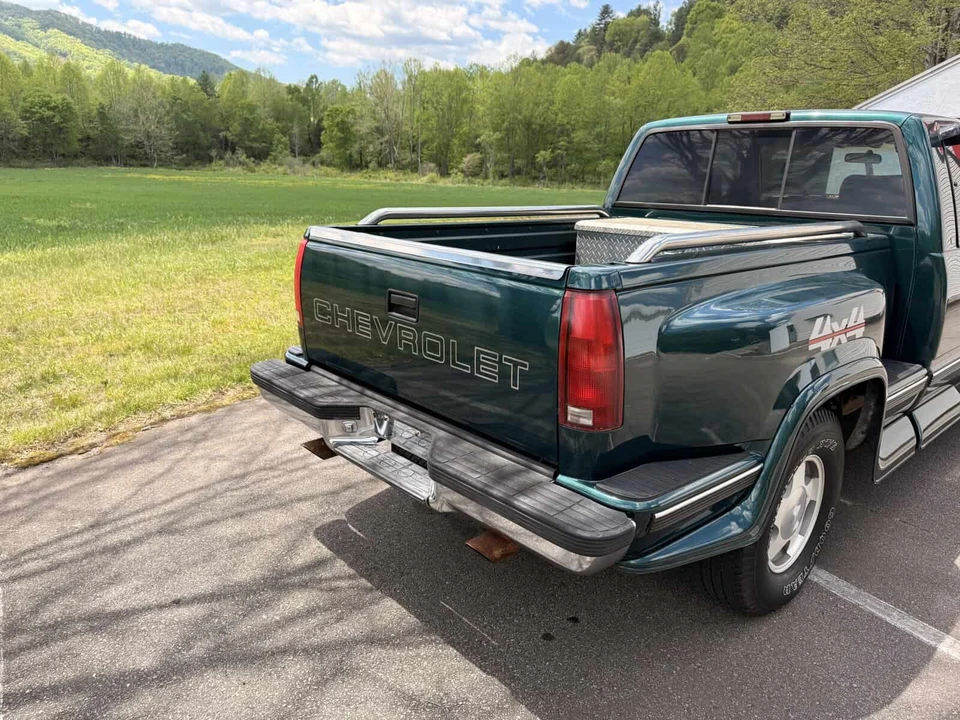 1997 Chevrolet C/K 4th Gen - Image 3 of 10