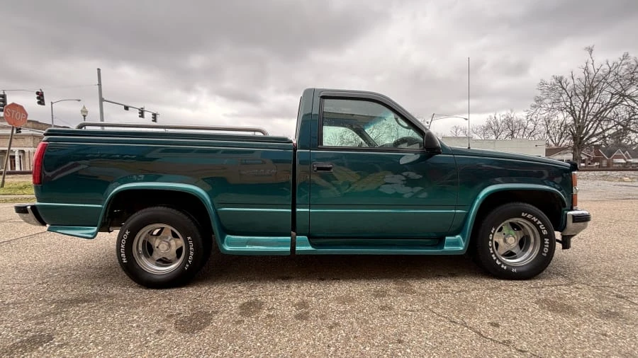 1997 Chevrolet Silverado - Image 2 of 12