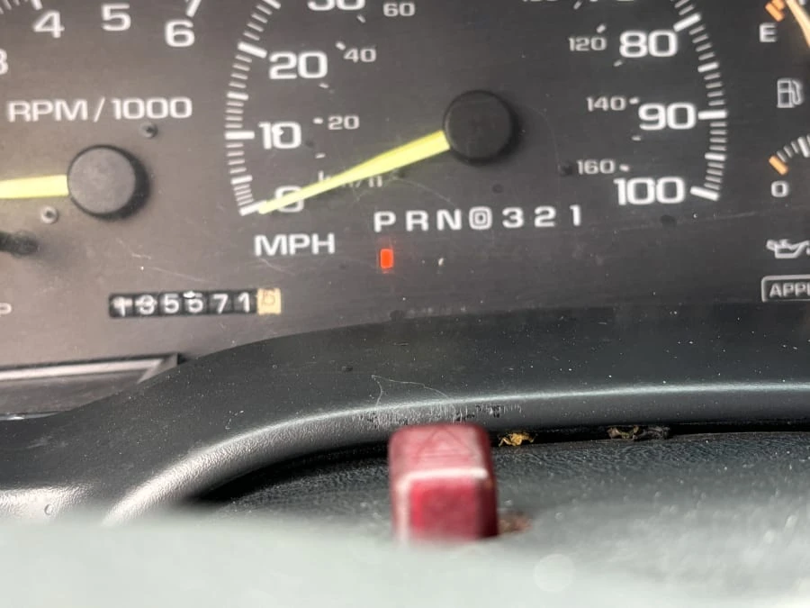 1997 Chevrolet Silverado - Image 9 of 12