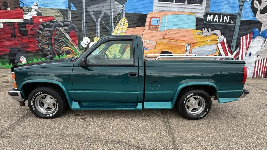 1997 Chevrolet Silverado - Image 7 of 12