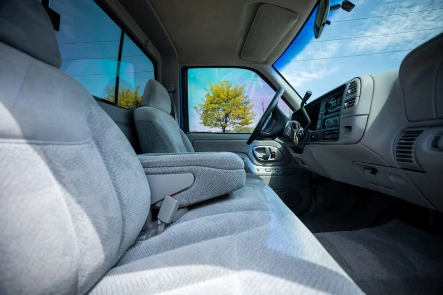 1997 Chevrolet Silverado - Image 21 of 26