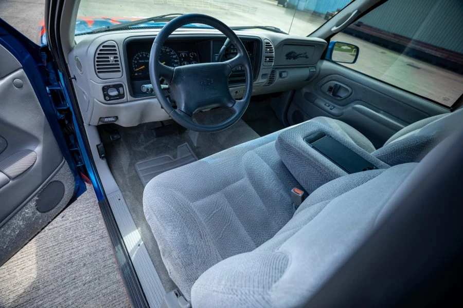 1997 Chevrolet Silverado - Image 19 of 26