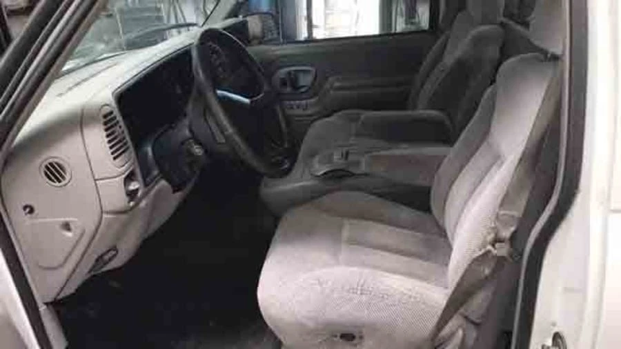 1997 Chevrolet Silverado - Image 3 of 5