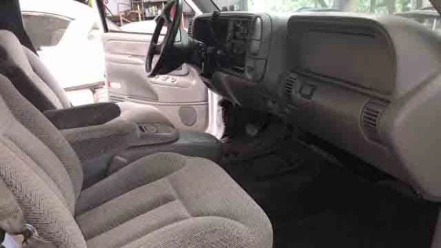 1997 Chevrolet Silverado - Image 4 of 5
